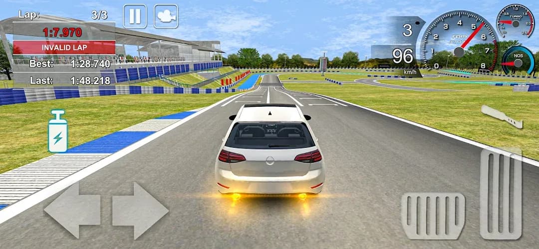 Hotlap Racing مهكرة — لقطة شاشة 1