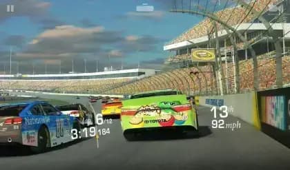 Real Racing 3 مهكره — لقطة شاشة 1